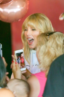 taylor_0015.jpg