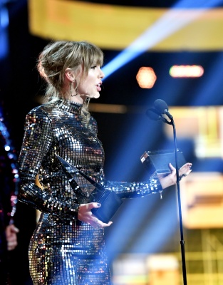 taylor_0002.jpg