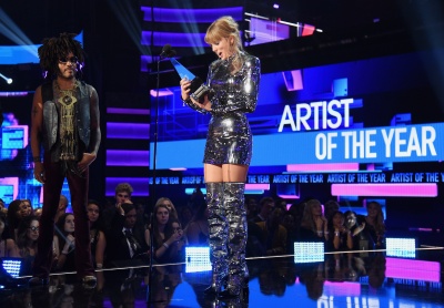 taylor_0102.jpg
