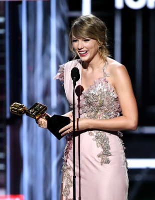 taylor_0769.jpg