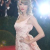 Filename=taylor_0077.jpg
Filesize=1319KiB
Dimensions=3840x5760
Date added=May 02, 2025 taylor_0077.jpg
