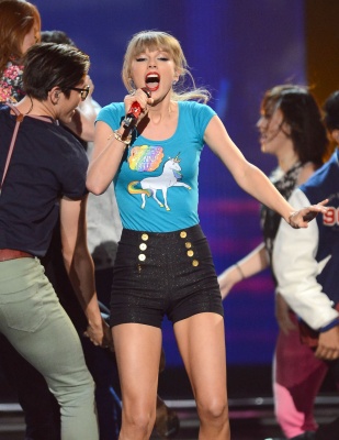 taylor_0101.jpg