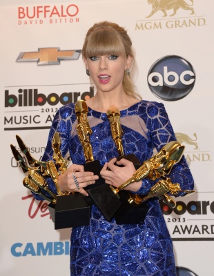 taylor_0125.jpg