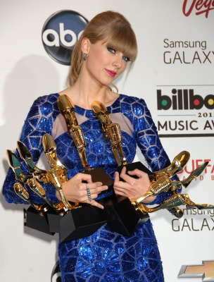taylor_0305.jpg