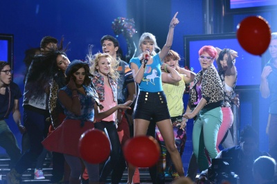 taylor_0350.jpg