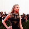 Filename=taylor_0101.jpg
Filesize=824KiB
Dimensions=3395x3395
Date added=May 02, 2025 taylor_0101.jpg