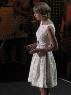 taylor_0003.jpg