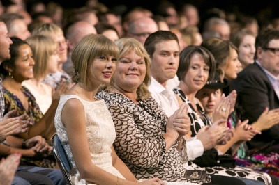 taylor_0009.jpg