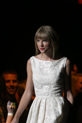 taylor_0024.jpg
