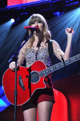 taylor_0012.jpg