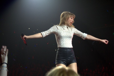 taylor_0003.jpg