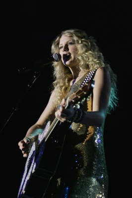 taylor_0012.jpg