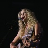 Filename=taylor_0015.jpg
Filesize=906KiB
Dimensions=3000x2000
Date added=May 03, 2025 taylor_0015.jpg