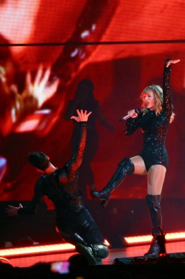 taylor_0170.jpg