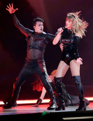 taylor_0101.jpg