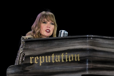 taylor_0104.jpg