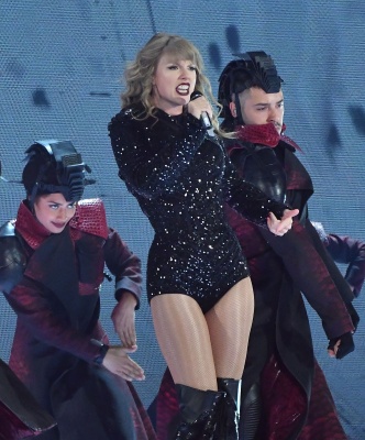taylor_0003.jpg