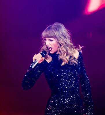 taylor_0004.jpg