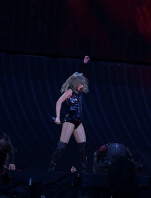 taylor_0004.jpg