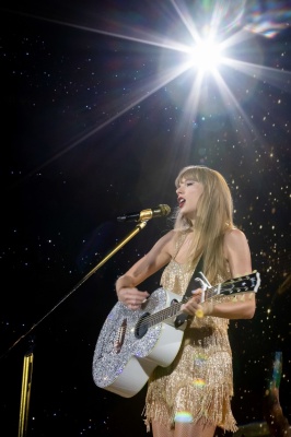 taylor_0012.jpg