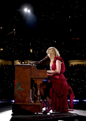 taylor_0090.jpg