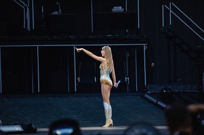 taylor_0106.jpg