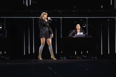 taylor_0250.jpg