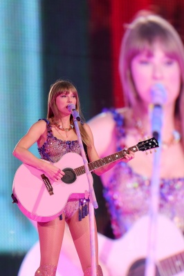 taylor_0003.jpg