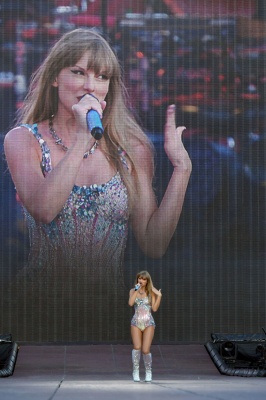 taylor_0010.jpg