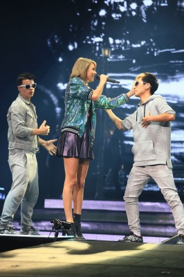 taylor_0096.jpg