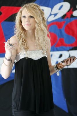 taylor_0008.jpg