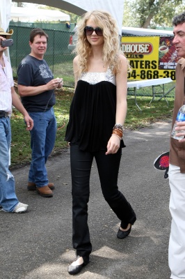 taylor_0021.jpg