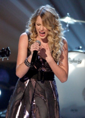 taylor_0113.jpg