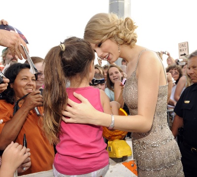 taylor_0100.jpg