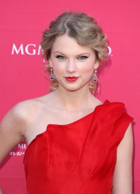 taylor_0006.jpg