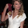 Filename=taylor_0055.jpg
Filesize=1985KiB
Dimensions=2700x3600
Date added=May 05, 2025 taylor_0055.jpg