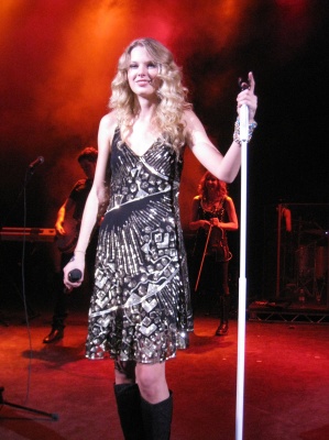 taylor_0013.jpg
