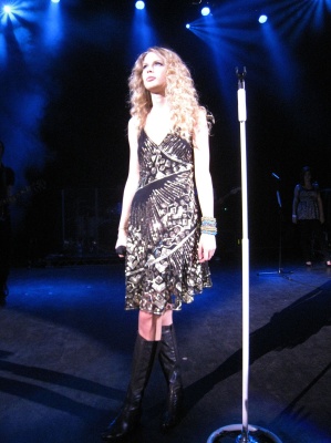 taylor_0015.jpg