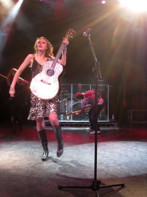 taylor_0026.jpg
