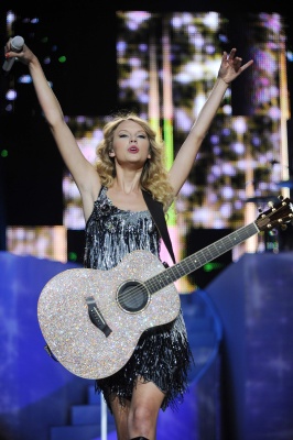 taylor_0004.jpg