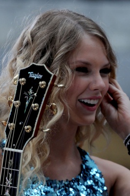 taylor_0104.jpg