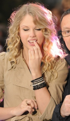 taylor_0140.jpg