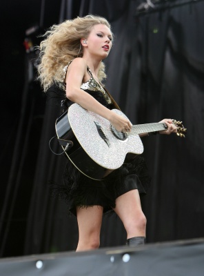 taylor_0012.jpg