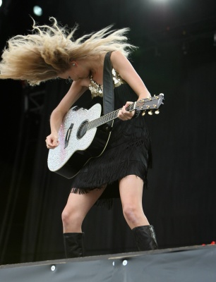 taylor_0013.jpg