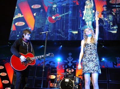 taylor_0011.jpg