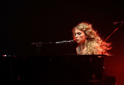 taylor_0128.jpg