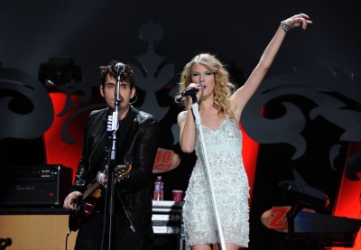 taylor_0230.jpg