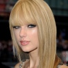 190812283_taylorswift11212010americanmusicawards51.jpg
