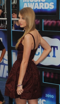 taylor_0013.jpg