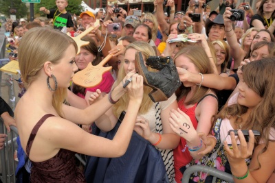 taylor_0075.jpg